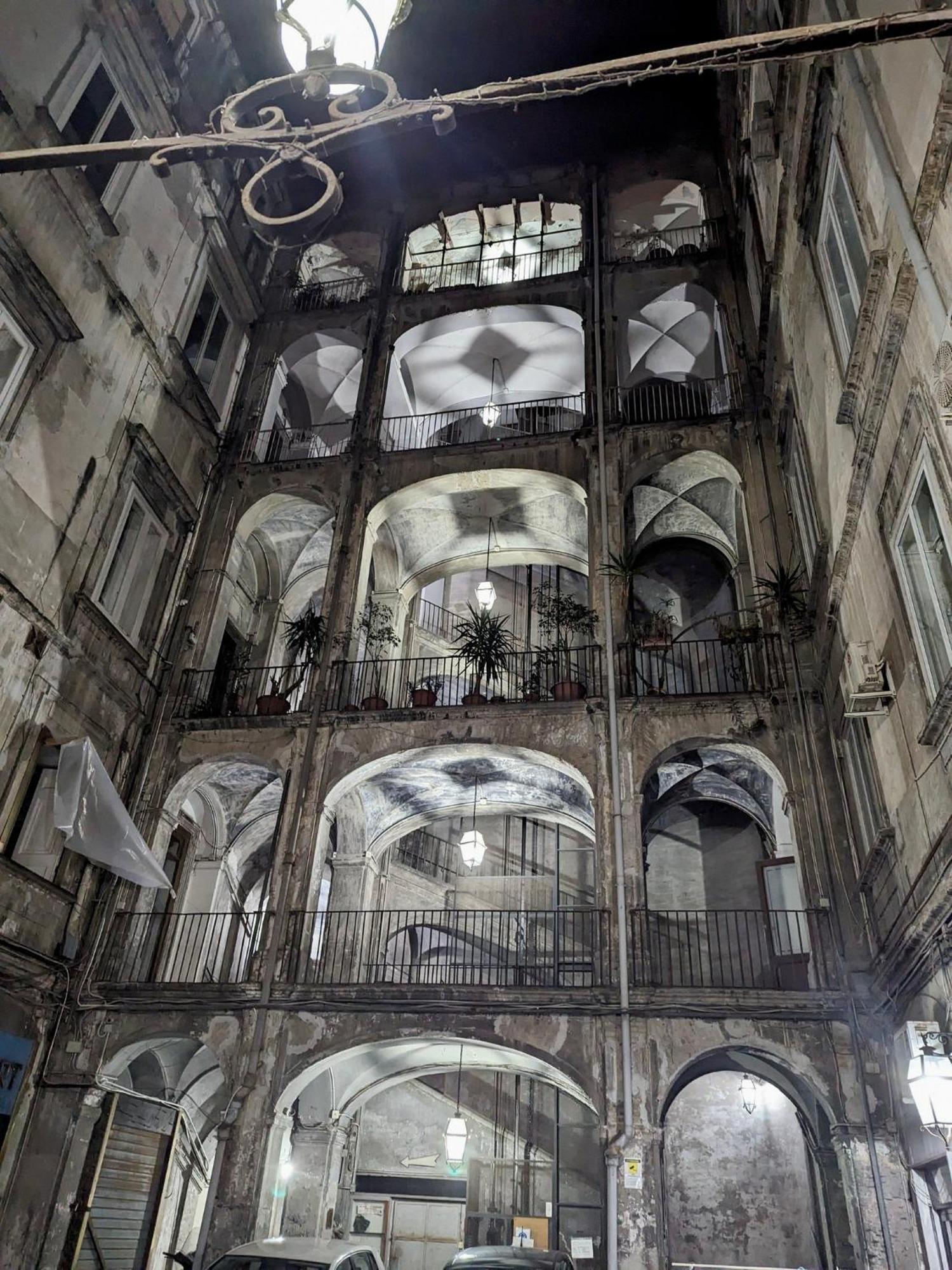 Bed and Breakfast Duomo Miradois 152 Napoli Exteriér fotografie